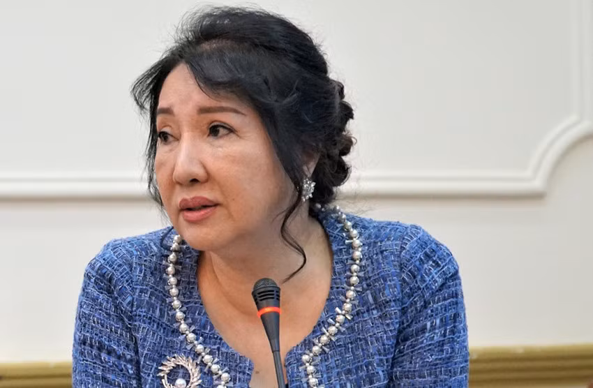 'Dai gia pho nui' Nguyen Thi Nhu Loan nhan luong 10 trieu dong/thang