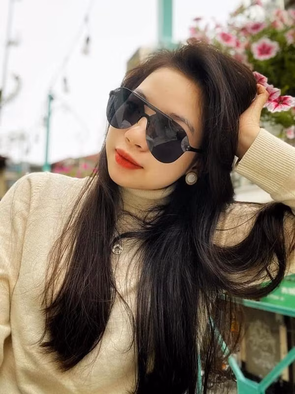 Con gái út Thanh Thanh Hiền tuổi 20:nữ tính mềm mại - Hình 3 Con gai ut Thanh Thanh Hien tuoi 20:nu tinh mem mai-Hinh-3