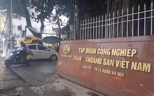 Sản xuất vượt kế hoạch nhưng gánh nợ khủng, TKV thoái vốn loạt công ty con San xuat vuot ke hoach nhung ganh no khung, TKV thoai von loat cong ty con