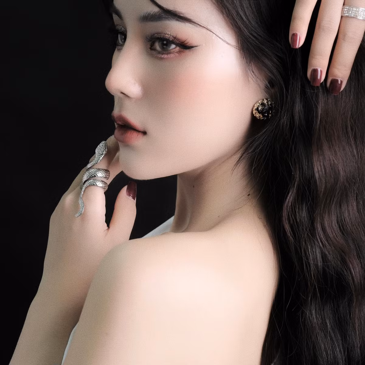Co chu xinh dep “Lang trong pho” khien Hieu “va mo hoi” la ai?-Hinh-5