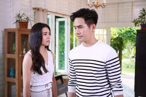 Chồng lau nhà, vợ buông những lời khiến tôi nóng mặt Chong lau nha, vo buong nhung loi khien toi nong mat