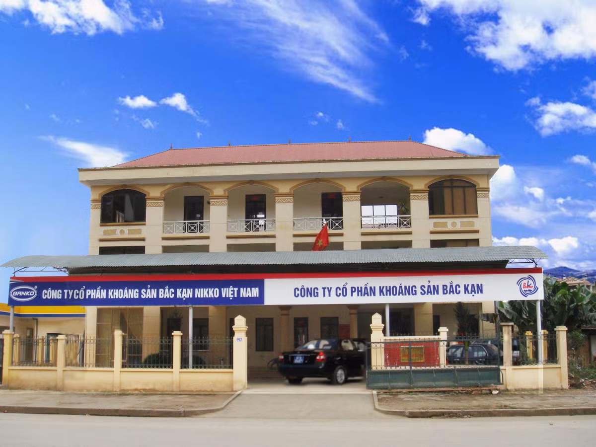 Vì sao Công ty Khoáng sản Bắc Kạn bị phạt hơn 1,6 tỷ đồng? Vi sao Cong ty Khoang san Bac Kan bi phat hon 1,6 ty dong?