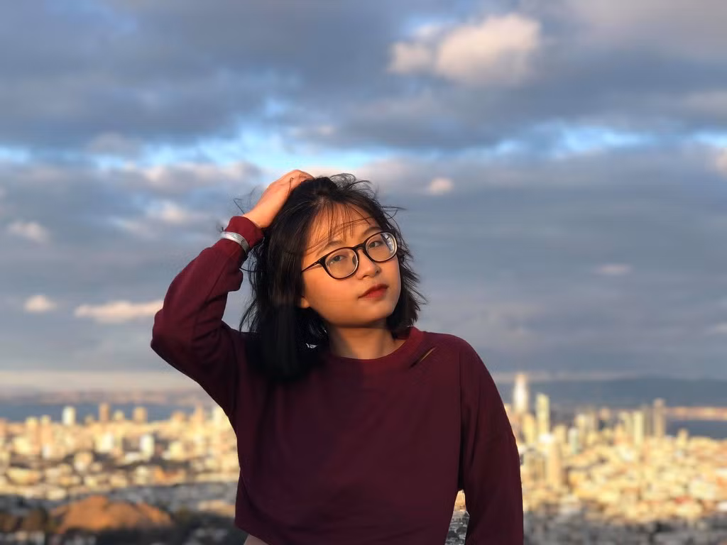 Nu sinh gianh hoc bong nho bai luan ve nhuom toc-Hinh-3