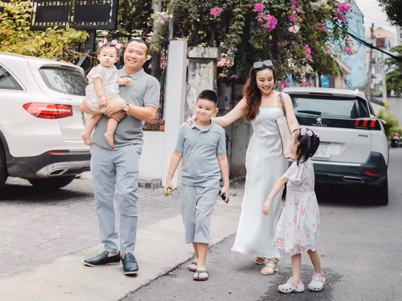 Giọng ca "Đồng xanh" có cuộc sống viên mãn ở tuổi 37.