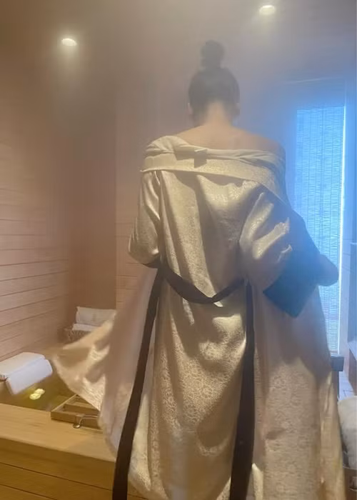 Dương Mỹ Linh khá kiệm lời về chuyện tình với doanh nhân Tôn Bảo Anh.