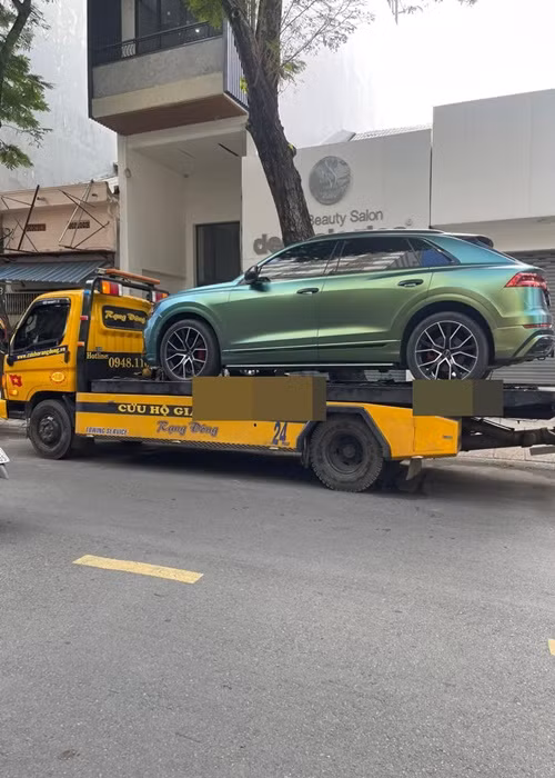 Diep Lam Anh run ray khi phat hien xe hoi bi gan dinh vi