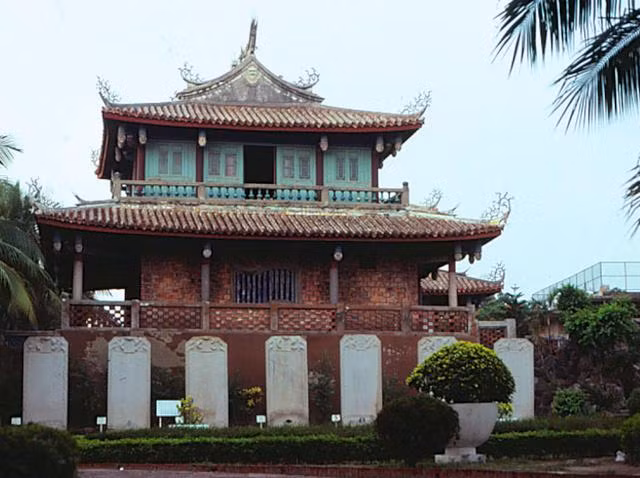 Ngôi chùa cổ kính tại thành phố Đài Nam. Đài Nam là khu vực sản xuất nông nghiệp và mía đường quan trọng của Đài Loan. Ảnh: sina.com.cn. 