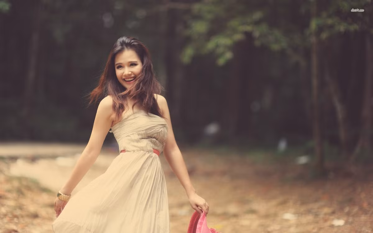 Tuổi Tỵ: Công việc: có nhiều biến động trong công việc, phát sinh nhiều thị phi. Tài vận: tiểu nhân lừa gạt dẫn đến tổn thất tiền bạc. Tình cảm: nên dành những cử chỉ lãng mạn cho nửa kia. Ảnh: image.baidu.com.