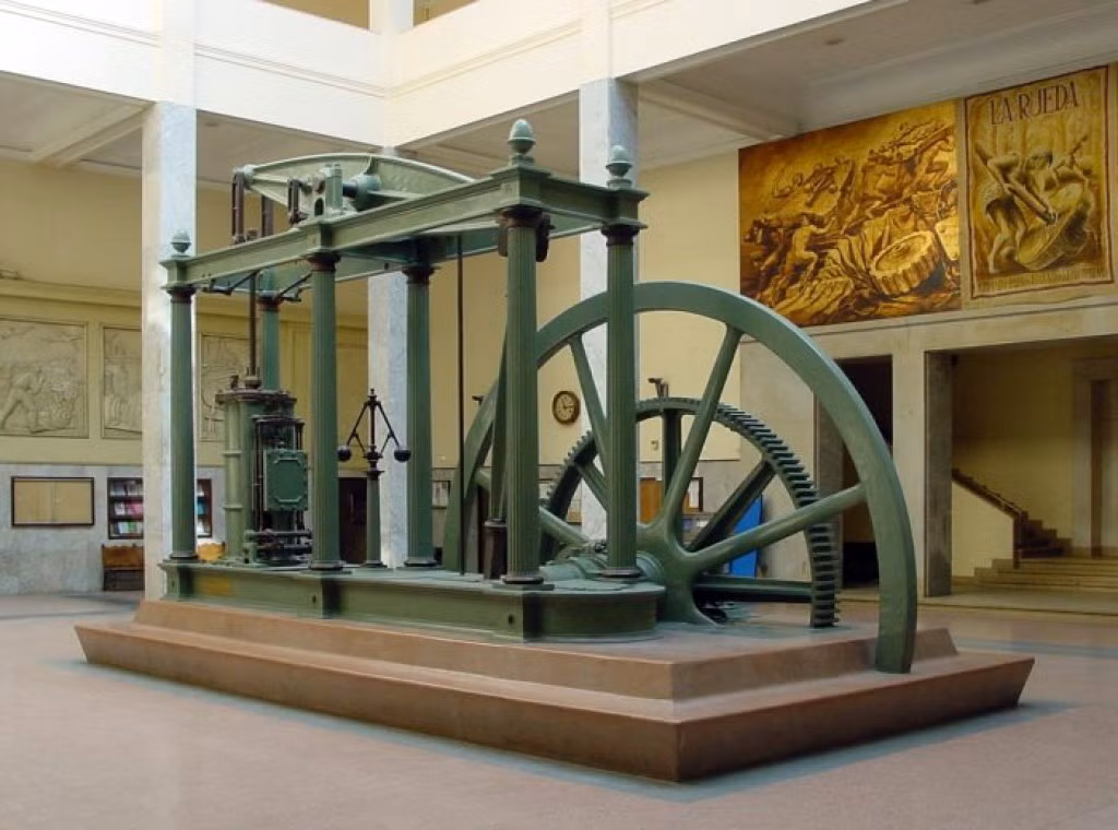 Khi James Watt tạo ra một động cơ hơi nước hiệu quả hơn nhiều vào năm 1769, phát minh của ông đã thay đổi ngành giao thông mãi mãi. Sáng kiến của ông đã thổi bay các mô hình cũ, kém hiệu quả hơn, như động cơ Newcomen. Ảnh: @Wikipedia.