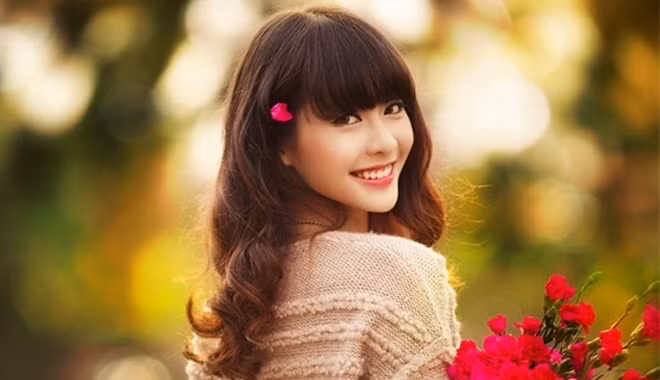 Tuổi Dậu: Trong 6 tháng tới, do người tuổi Dậu được cát tinh phù trợ, nên gặp nhiều may mắn. Cuộc sống của con giáp này thay đổi tích cực rõ rệt. Ảnh: bestie.vn.