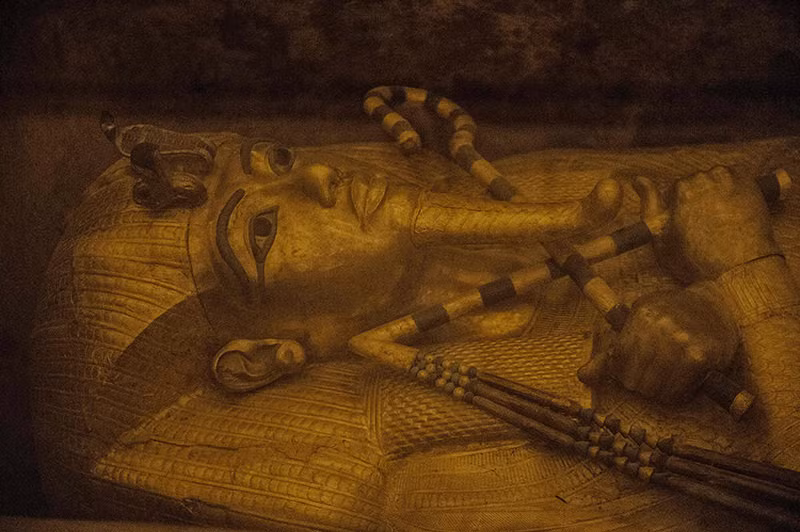 Ông cho rằng, chính Vua Tutankhamun đã đóng vai trò trung tâm trong nghi lễ này, nhằm hỗ trợ linh hồn vị vua trẻ đã khuất trong hành trình đến thế giới bên kia. Ảnh: @Daily Sabah.
