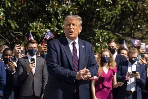 Kiem phieu lai o Wisconsin: Ong Biden kiem them phieu, ong Trump se khang cao