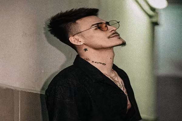 Cuoc song cua hien tuong mang xa hoi “noi dinh dam” mot thoi-Hinh-3
