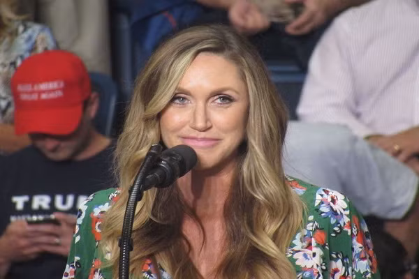 Chan dung co con dau thu tai sac nha Tong thong Trump