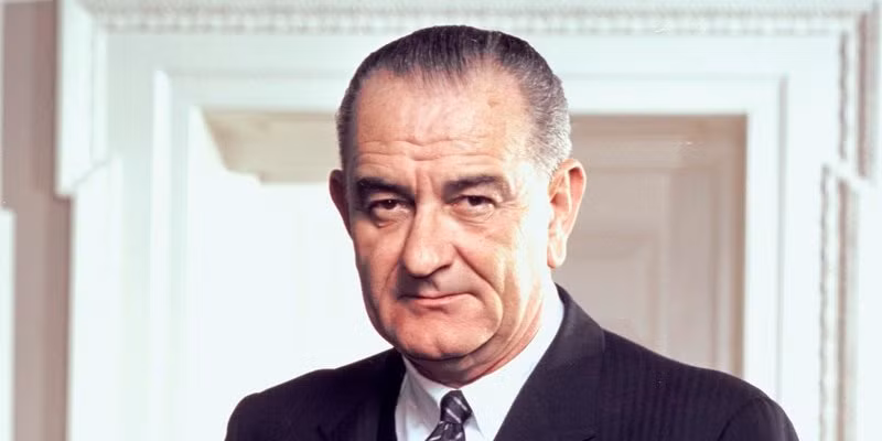 Cựu Tổng thống Mỹ Lyndon B. Johnson từng làm nghề đánh giày năm 9 tuổi.