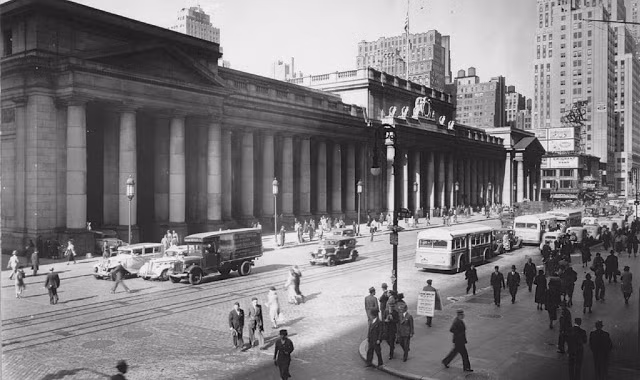 Khung cảnh đông đúc ở khu vực nhà ga Pennsylvania hồi năm 1936.
