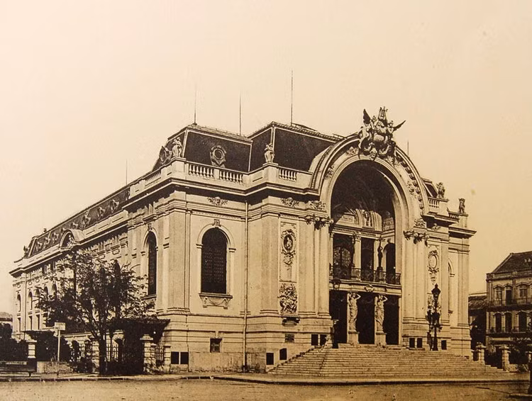 Nhà hát Thành phố, Sài Gòn thập niên 1920.