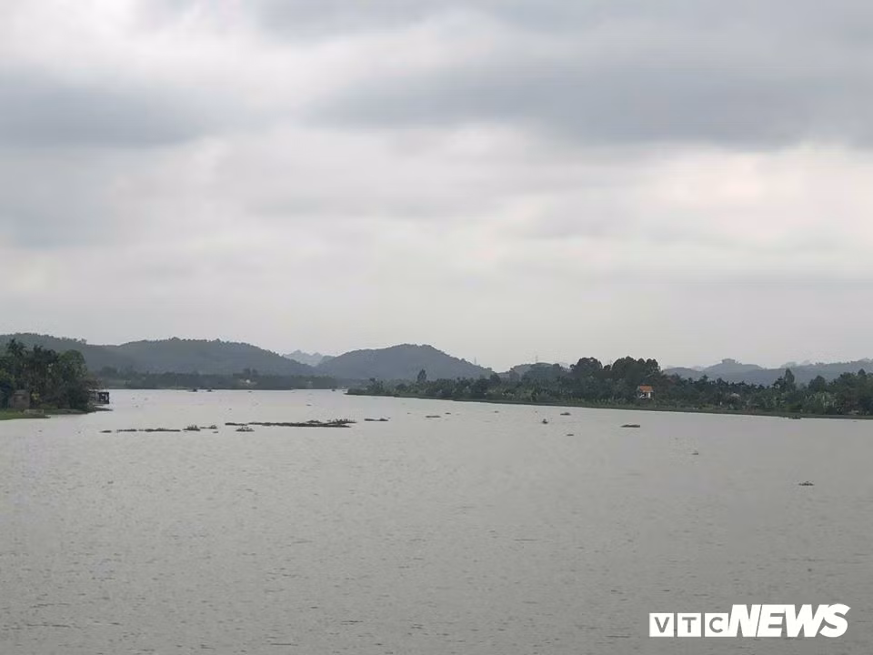 Tan mat ngoi mo ung voi sam truyen cua cu Nguyen Binh Khiem?-Hinh-6