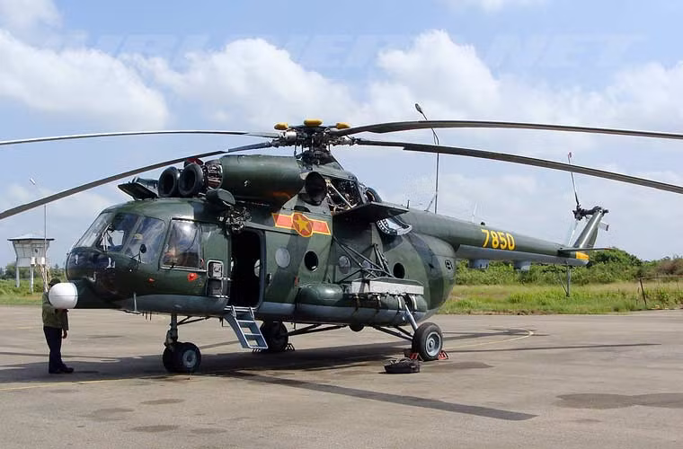 Mi-8 là thiết kế trực thăng huyền thoại do Mil Moscow (Liên Xô) phát triển từ những năm 1960, được 2 nhà máy Kazan và Ulan-Ude trực tiếp sản xuất cho tới tận ngày nay. Đây được xem là một trong những loại trực thăng sản xuất nhiều nhất trên thế giới (hơn 17.000 chiếc), sử dụng phổ biến nhất (ở khoảng 80 quốc gia, vùng lãnh thổ).
