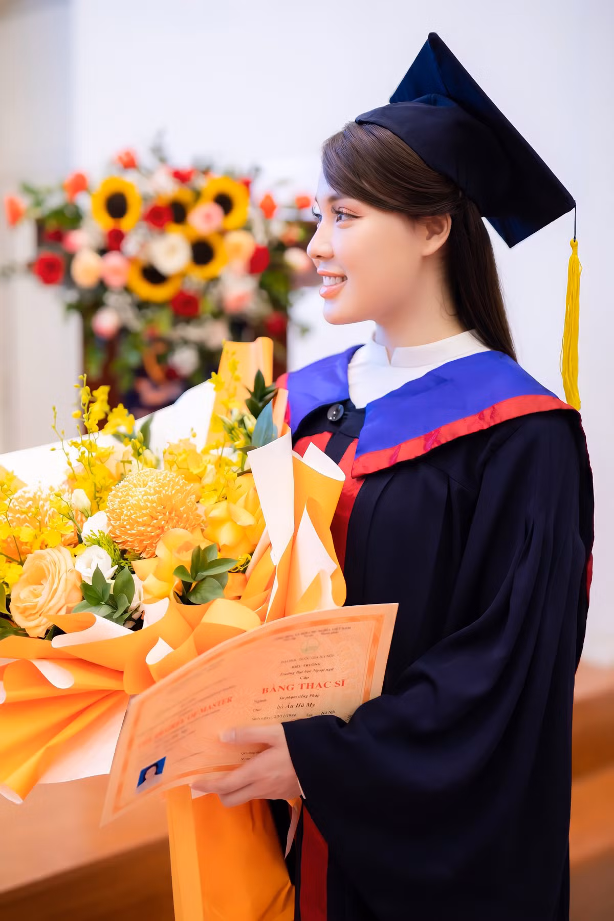 Không ít người khen Âu Hà My, nhưng bên cạnh đó vẫn có những người để ý kĩ, cho rằng gương mặt của Hà My nhìn baby hơn.