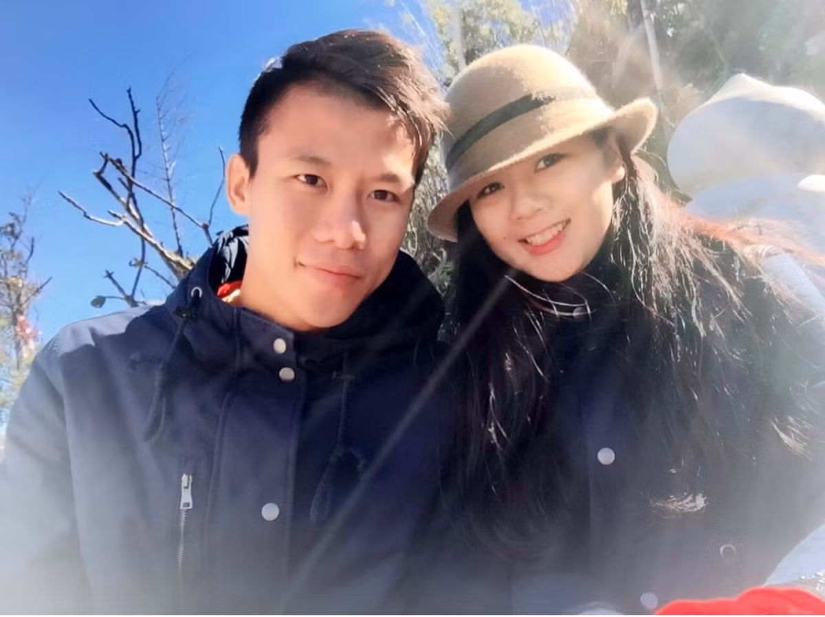 Cách đây không lâu, nam cầu thủ đã đăng tải ảnh con gái vừa chào đời để khoe với người hâm mộ. Ảnh: FBNV