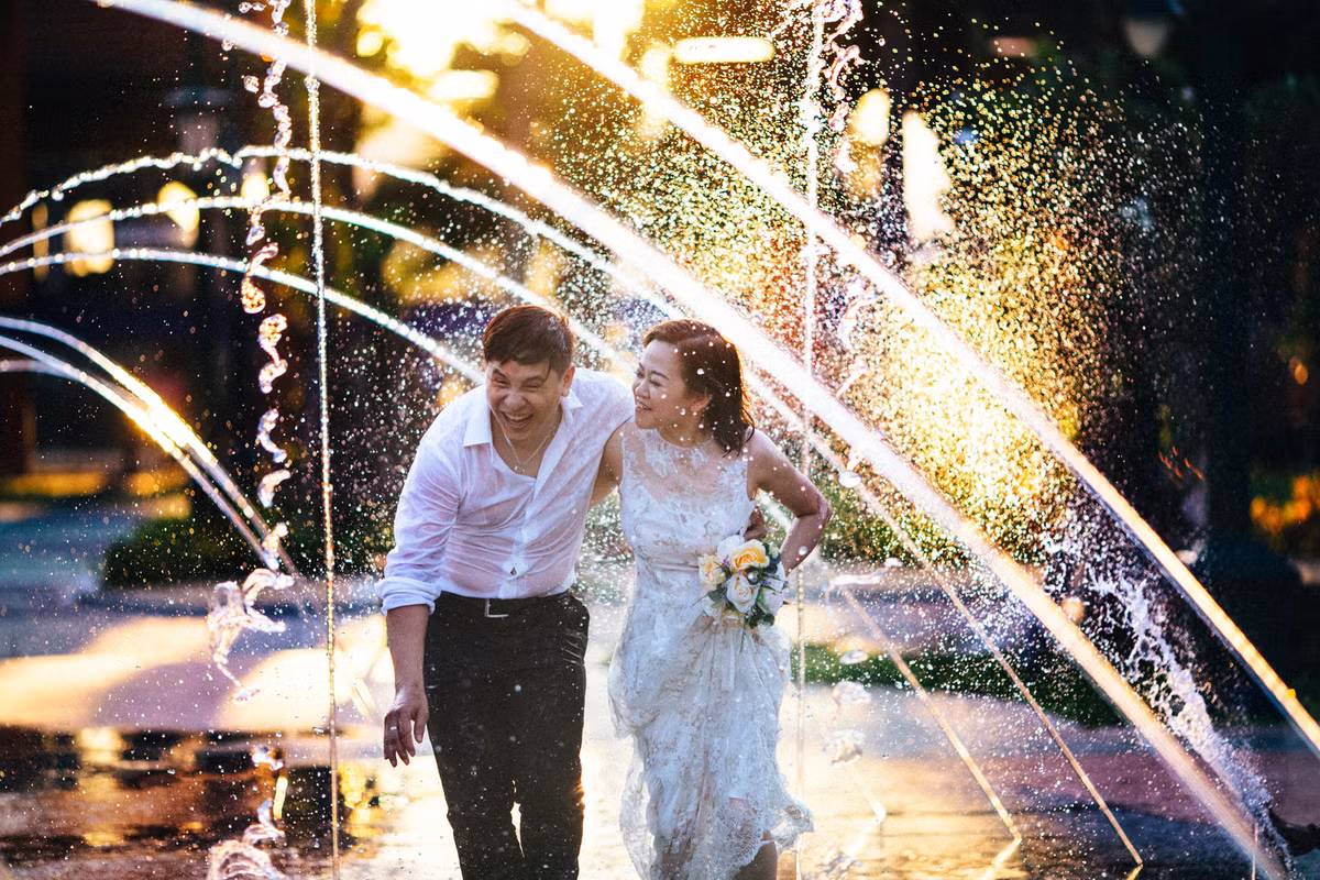 Điển hình như sau 4 tháng yêu, Thanh mới chính thức ngỏ lời tỏ tình với bạn gái, và đó cũng là lời cầu hôn luôn. Ảnh: Hải Lê Cao.