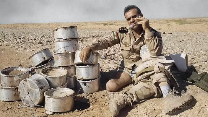 Huyền thoại Iran, Trung tá Fakhir Barwari - người được mệnh danh là "Người đàn ông thép" dù bị mất một chân vẫn tiếp tục công việc và đã tháo gỡ hàng nghìn thiết bị nổ của khủng bố IS qua đời năm 2014 trong một vụ đánh bom liều chết.