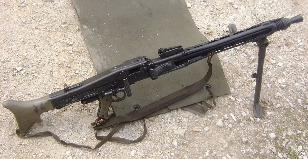 Ngoài ra, các loại súng máy MG 42 cũng là một trong những mặt hàng cực kỳ đắt giá, được nhiều nhà sưu tầm trên thế giới săn tìm để bổ sung vào bộ sưu tập của mình. Nguồn ảnh: RheinmetallMg.