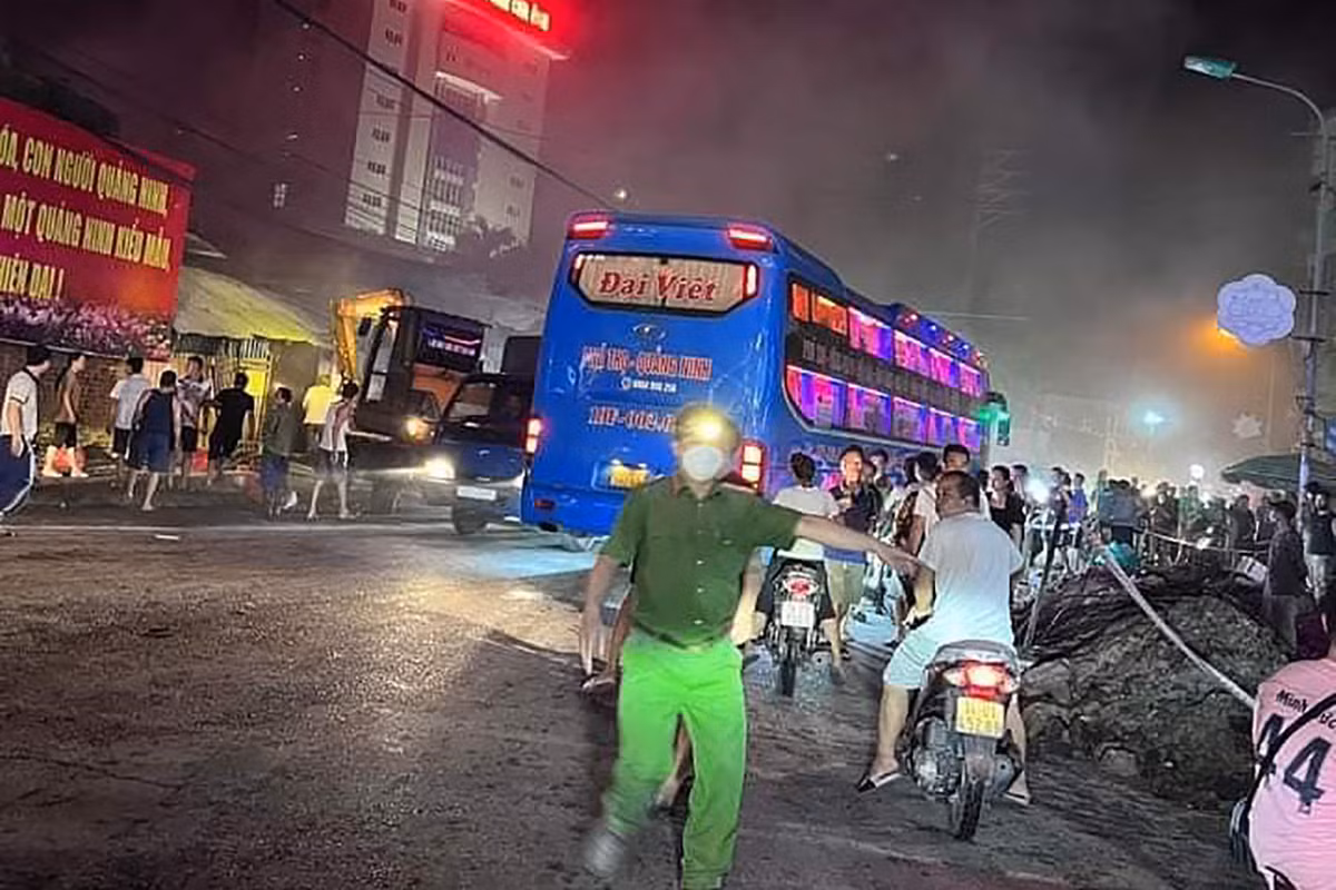 Dung may xuc pha tuong cuu hoa vu chay cho o Cam Pha-Hinh-3