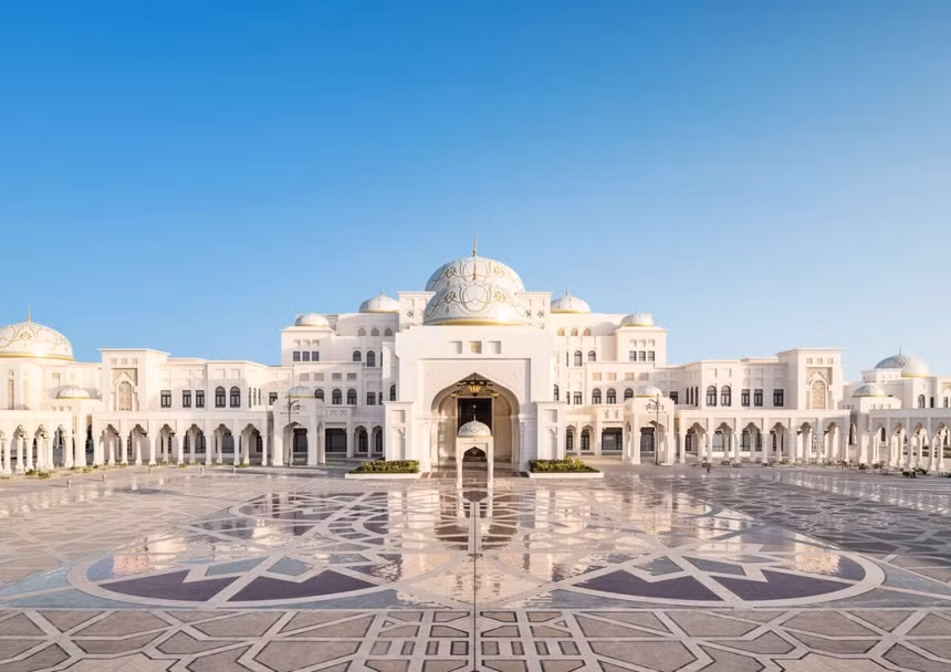 Khoi tai san choang ngop cua gia dinh hoang gia Abu Dhabi-Hinh-4