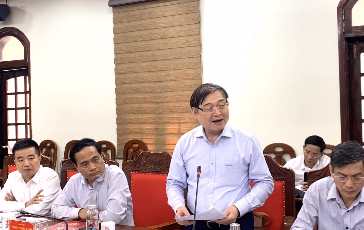 Dang doan Lien hiep Hoi Viet Nam lam viec voi Tinh uy Nghe An