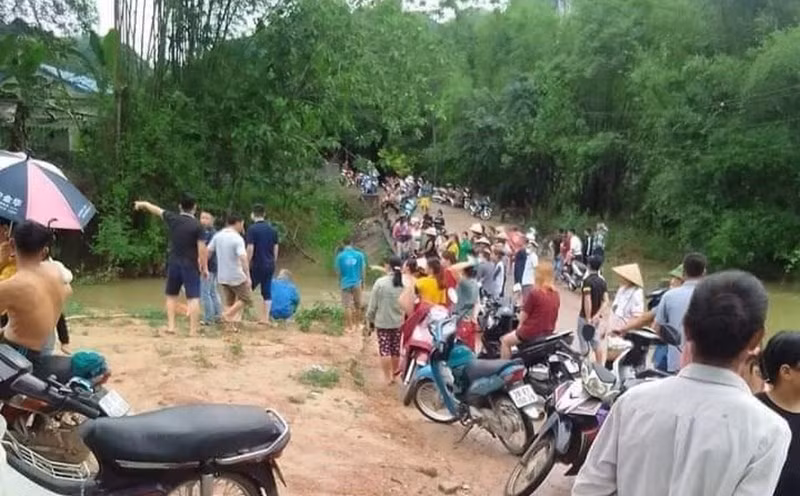 Nơi xảy ra vụ án mạng là địa bàn xa xôi, hẻo lánh, mật độ dân cư thưa thớt, đường xá đi lại vô cùng khó khăn. Sau khi các phần thi thể được tập hợp, công an nhanh chóng tiến hành xác minh danh tính nạn nhân là anh Nguyễn Văn Điềm. Quá trình nhận dạng, từ vết sẹo đặc trưng tại phần chân của nạn nhân, người mẹ khẳng định đó chính là anh Điểm. Anh này đã bị hung thủ sát hại, phân xác rồi phi tang xuống suối Mã Lâm. (Ảnh minh họa, nguồn internet)