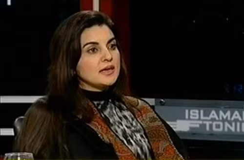 Nữ nghị sĩ Pakistan xinh đẹp Kashmala Tariq là thành viên của Liên đoàn Hồi giáo Pakistan (PML). Kashmala nổi tiếng với phong cách thời trang và những phát ngôn của mình.