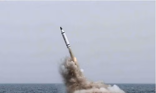Yonhap: Trieu Tien tiep tuc phong ten lua dan dao tu tau ngam