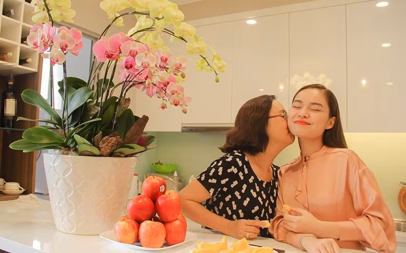 khu bếp đơn giản nhưng ấm cúng.
