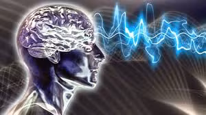 Khi thực hiện dự án MKUltra, các nhà khoa học CIA làm việc trong dự án MKUltra tập trung vào thuốc gây ảo giác LSD vì cho rằng nó có thể hỗ trợ việc thẩm vấn.