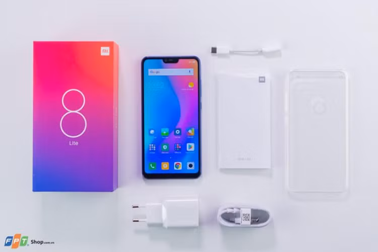 Ra mat Xiaomi Mi 8 Lite chi hon 3 trieu dong