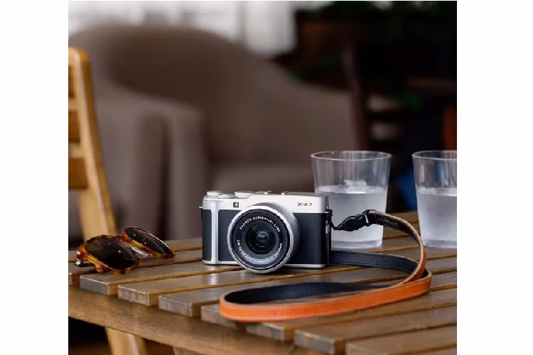 May anh khong guong lat Fujifilm X-A7 chi 700 USD-Hinh-4