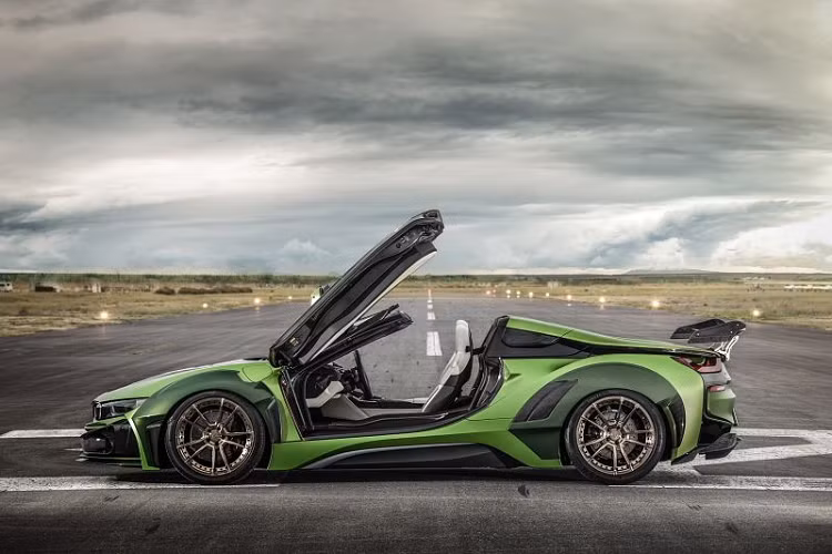 Thiết kế bên hông xe i8 Roadster E.N.ARMY EDITION