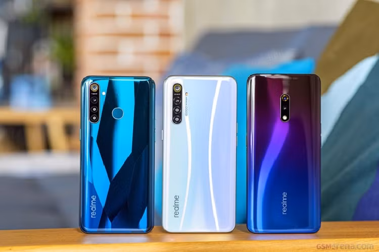 Smartphone Realme XT camera 64 MP tu 5,1 trieu dong-Hinh-3