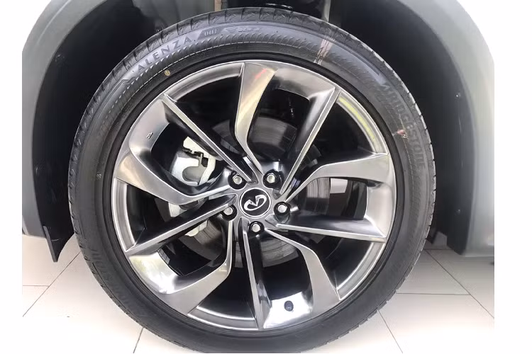 Tuy nhiên, Infiniti QX50 sẽ mở ra một lựa chọn độc đáo và khác biệt dành cho các khách hàng Việt đang tìm kiếm một mẫu xe compact crossover SUV cỡ nhỏ sang trọng.