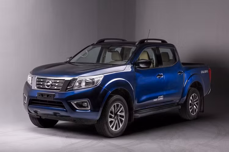 Nissan Navara VL va SL A-IVI, tu 725 trieu tai Viet Nam-Hinh-3
