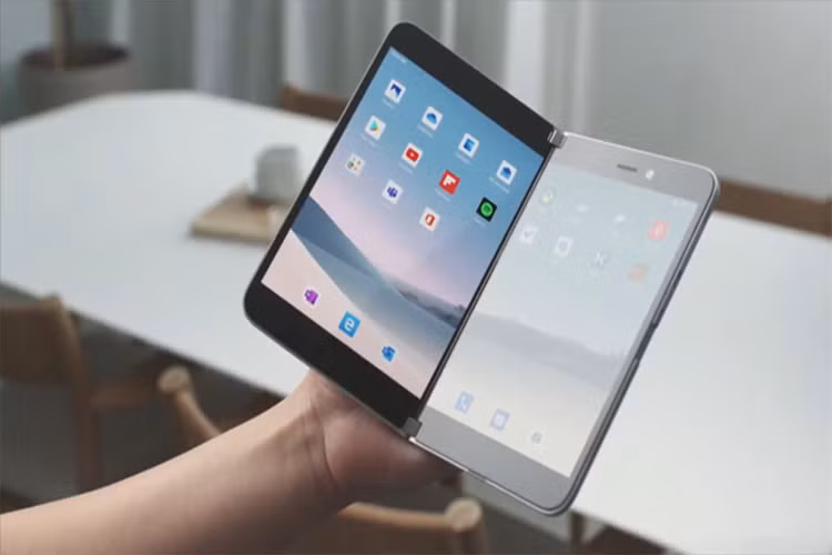 Microsoft ra mat dien thoai Surface Duo hai man hinh chay Android