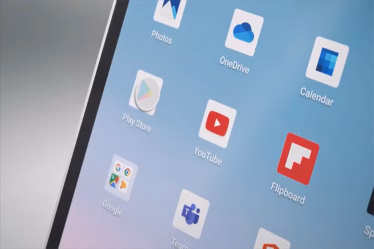 Microsoft ra mat dien thoai Surface Duo hai man hinh chay Android-Hinh-3