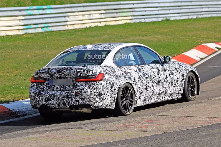 Với quá trình phải triển trong vài tháng qua, mẫu xe hiệu năng cao BMW M4 GT3 sẽ là sự thay thế hoàn hảo cho M6 GT3 – mẫu xe tiền nhiệm với những thành công vang dội như vô địch giải đua 24 giờ của Spa-Francorchamps và FIA GT World Cup tại Macau.