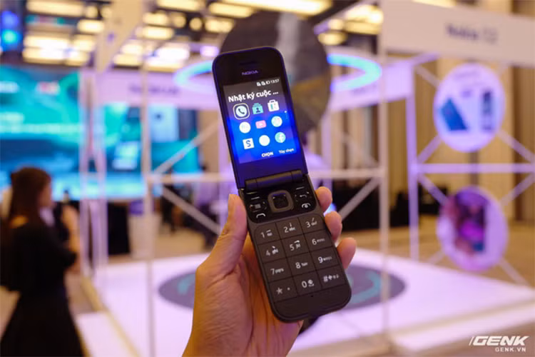 Việt Nam tắt sóng 2G: Ngày tàn của “điện thoại cục gạch”? - Hình 3 Viet Nam tat song 2G: Ngay tan cua “dien thoai cuc gach”?-Hinh-3