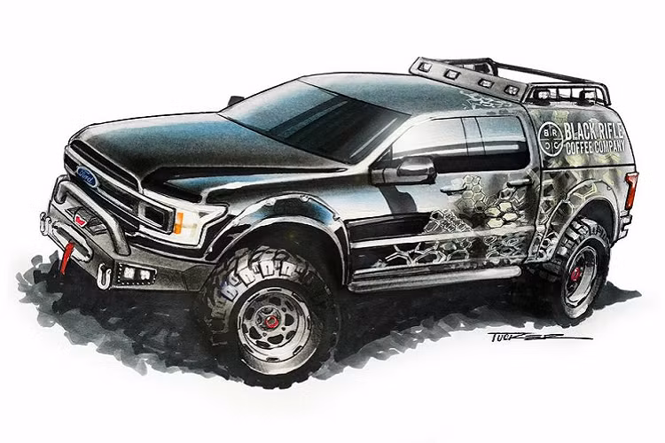 Phiên bản cuối cùng trong bộ sưu tập 5 mẫu xe đặc biệt của Ford tại SEMA 2019 là mẫu F-150 XLT SuperCrew FX4. Cũng giống như phiên bản F-150 Lariat Sport SuperCrew 4x4 với đặc tính chuyên off-road, bản F-150 XLT SuperCrew FX4 cũng như vậy nhưng lại mang trong mình diện mạo lạ mắt và có phần dị biệt hơn. Phiên bản này được trang bị khá nhiều option hay ho như mâm xe 20 inch với lốp Interco SS M-16, giảm xóc Fox, dàn áo bắt mắt, giá nóc, đèn phụ, nắp thùng sau...