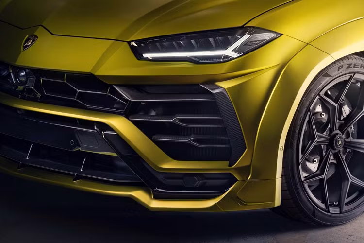 Nhằm tăng độ ổn định cho xe khi vận hành ở tốc độ cao, Novitec đã nâng cấp hệ thống treo khí nén, giảm chiều cao của xe xuống 25 mm. Hệ thống treo này cũng có khả năng nâng hạ nhằm đảm bảo tính năng vượt địa hình của chiếc SUV này.