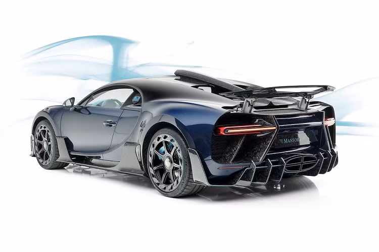 Do những chiếc Bugatti quá hoàn hảo và đắt tiền, gần như không có hãng độ nào trên Thế giới dám dũng cảm tiếp tục tìm cách nâng cấp chúng - ngoại trừ Mansory. Ngay từ 10 năm trước, Mansory đã "gây sốc" khi tung ra bản độ đầu tiên dành cho Veyron là Vincero, nối tiếp sau đó là Vivere và D'Oro.