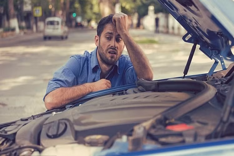 Một cuộc thăm dò mới đây của WhatCar thu hút 14.000 người sở hữu ôtô tại Anh đã nhận được kết quả bất ngờ về 10 mẫu xe mới dễ gặp các vấn đề trục trặc nhất. Mỗi loại xe được đưa ra tỷ lệ % độ tin cậy. Và trong bài tiết này sẽ là 10 mẫu xe ôtô có độ tin cậy thấp nhất.